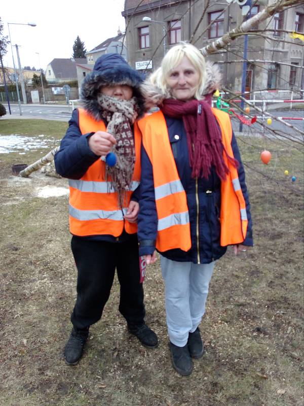 Velikonoční břízu ozdobili v Proboštově na Teplicku.