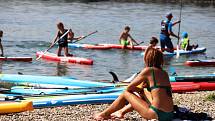 Na jezeře Milada se uskutečnil první ročník závodu na paddleboardech Milada SUP Race.