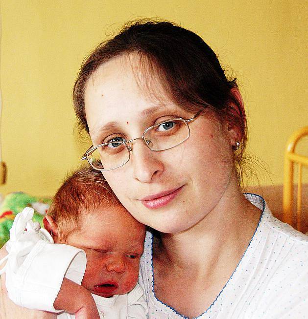 Mamince Janě Švejnochové z Teplic se v ústecké porodnici 29. dubna v 10.09 hodin narodil syn Vojtěch Ulman. Měřil 50 cm a vážil 3,8 kg.