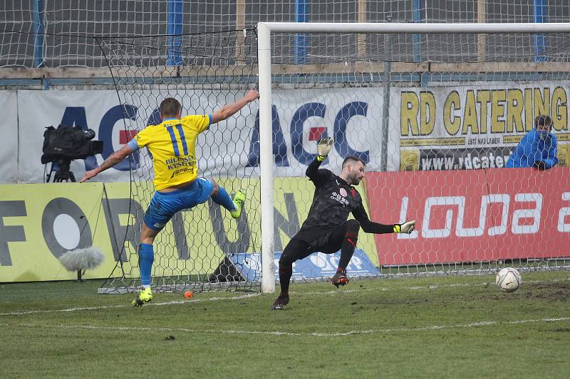 Tepličtí fotbalisté remizovali se Slavií doma 1:1.