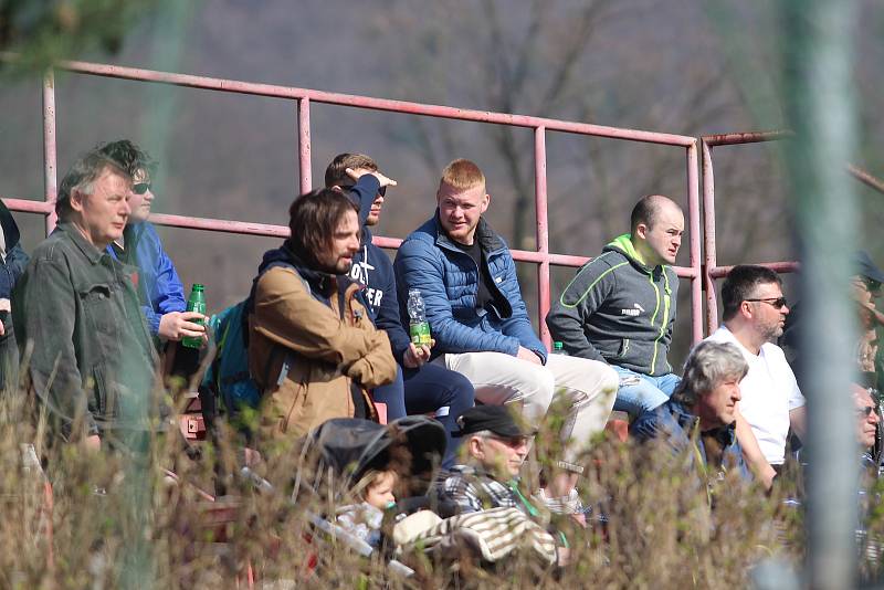 Krupka - Oldřichov (v modrém) 1:0