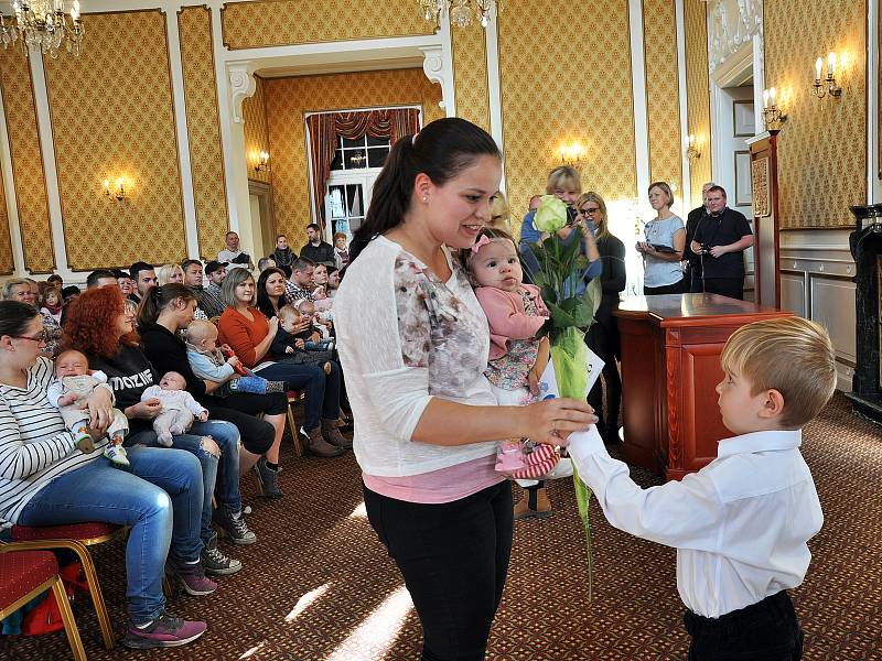 V Zahradním domě v Teplicích se konalo další setkání vedení města s novými Tepličánky.