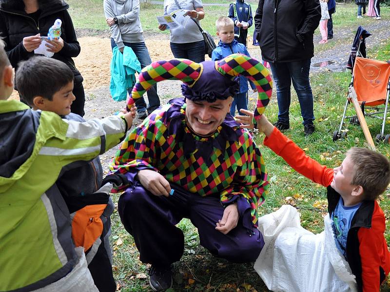 Na den české státnosti připravilo sdružení Krupka naše město akcí Pohádkový les.