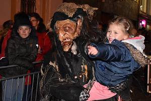 Krampusáci v Duchcově v prosinci 2022