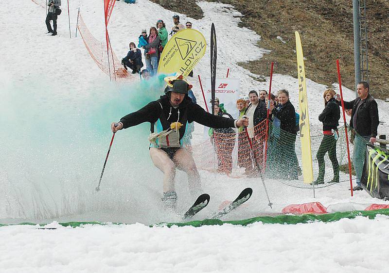 WATERSLIDE NA BOUŘŇÁKU