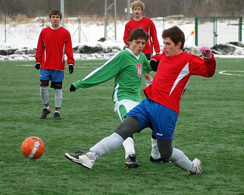 Zimní turnaj pro fotbalové dorostence GMN Cup na umělé trávě v Srbicích