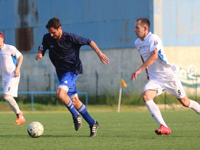 Srbice (modří) - Velké Březno 8:1 (3:0).