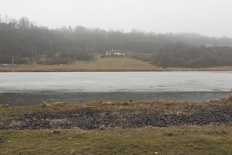 Vodní nádrž Rtyně nad Bílinou, rekreační zóna.