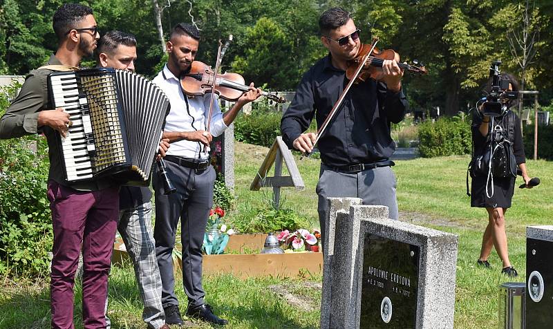 Poslední rozloučení a pohřeb Stanislava Tomáše v Teplicích