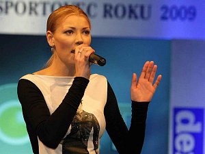 Zpěvačka Helena Zeťová zazpívá na Městském plese v Králově Dvoře