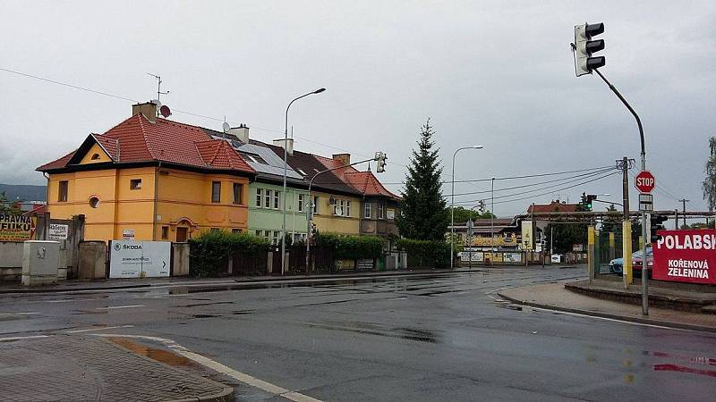 Kriminalisté vyšetřují dvojnásobné úmrtí v Teplicích. V rodinném domě v Nákladní ulici byla v neděli nalezena dvě mrtvá těla manželského páru.