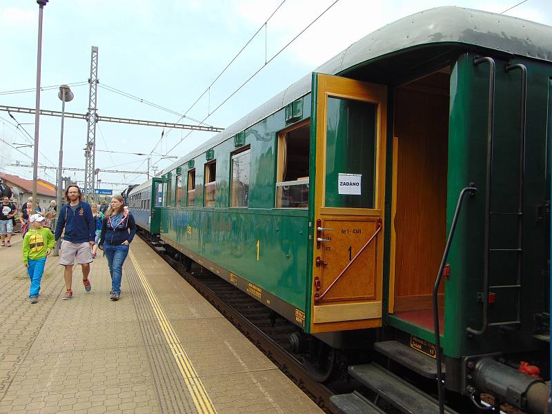 Oslavy 160 let Ústecko-teplické dráhy na nádraží v Teplicích.