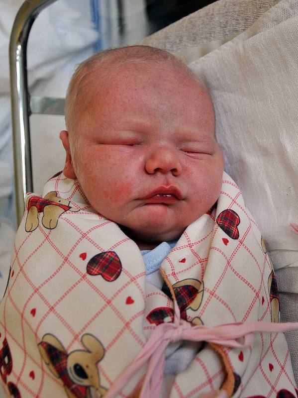 Richard Klas se narodil Marii Klasové z Bíliny 9. května v teplické porodnici v 23.49 hodin. Měřil 55 cm, vážil 4,85 kg.