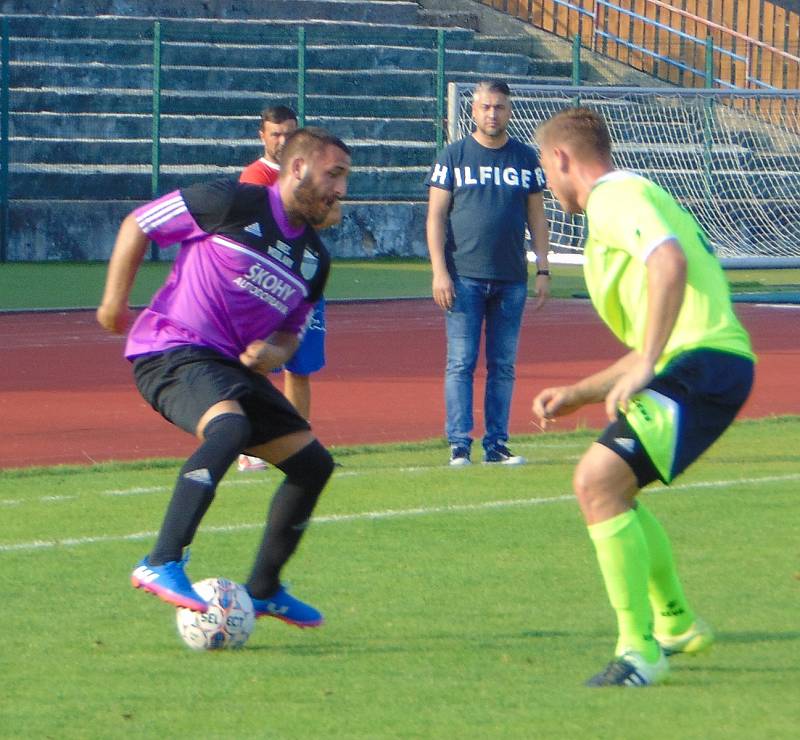 Po výborném výkonu si z okresního derby zaslouženě odnesli tři body fotbalisté Modlan.