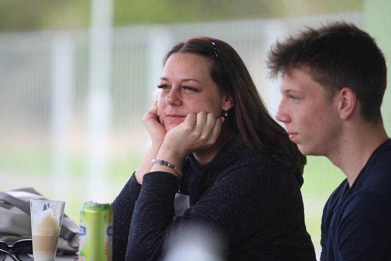 Ve Rtyni se hrál turnaj přípravek. Na zeleném pažitu se představily Košťany (ve fialovém), Krupka (v modrém) a domácí Rtyně (v červeném)