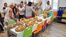 Slavnostní otevření nové školní jídelny v Proboštově.