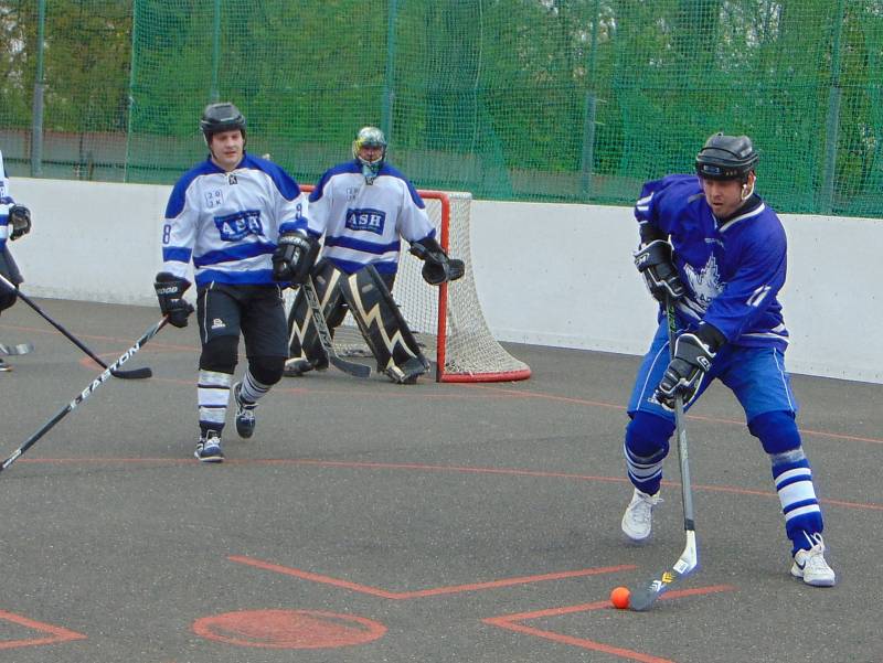 Perla v řetenickém derby rozdrtila ASH 10:1