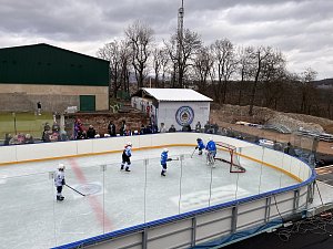 Ledová plocha v areálu LTK Teplice na Letné