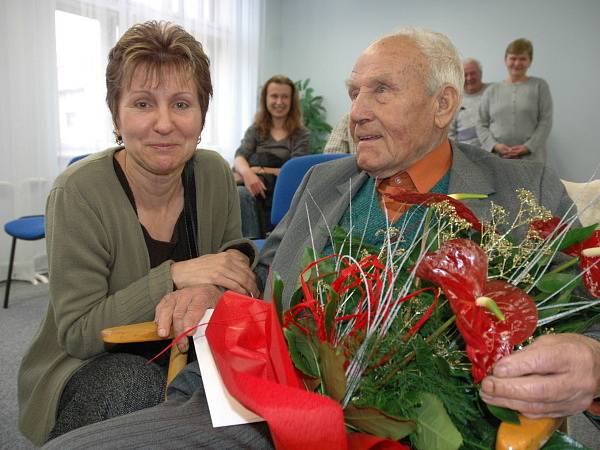 Albín Šolc z Dolánek(Ohníč) slavil rovnou stovku.