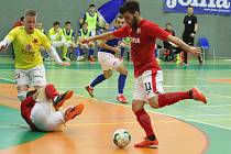 Futsalisté Svarogu Teplice postoupili do finále. Ve třetím semifinálovém duelu doma porazili Slavii 4:2.