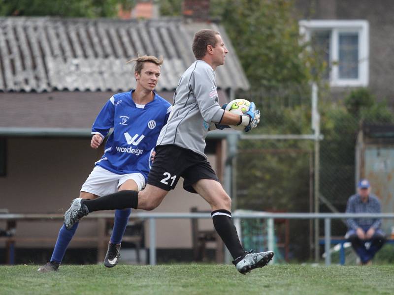 2. kolo okresního přeboru Teplicka: Slovan Sobědruhy - Zabrušany 2:1