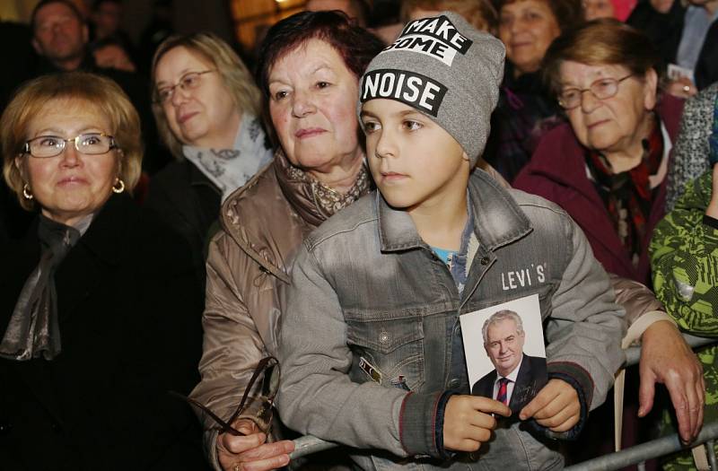 Prezident Miloš Zeman přijel na návštěvu do Krupky.