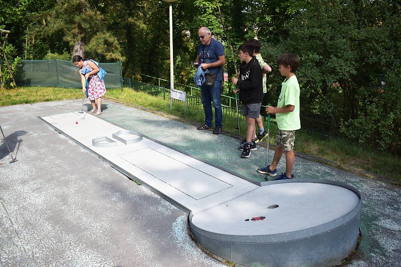 Co je nového v Bílině: Areál Kyselka láká na procházky a minigolf