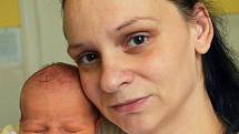 Mamince Denise Charvátové  z Teplic se 10. prosince  v 7.18 hod. v teplické porodnici narodil syn Alexandr Prokop Charvát. Měřil 50 cm a vážil 3,46 kg.