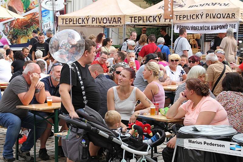 Festival Pivní rynek na Zámeckém náměstí v Teplicích