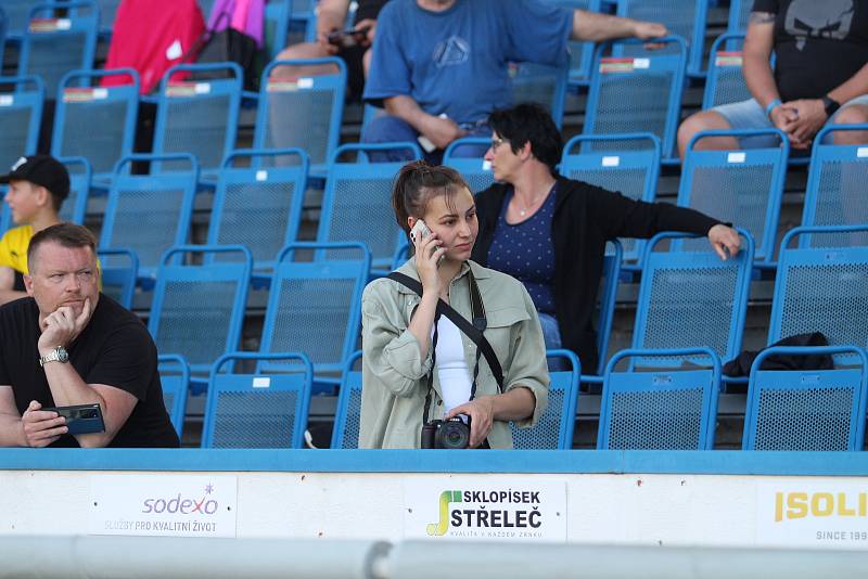 Diváci na fotbale Teplice - Pardubice