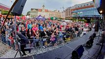 Přes tisíc lidí navštívilo čtvrtý ročník festivalu Teplice free LIVE, který se odehrál v sobotu na náměstí Svobody.