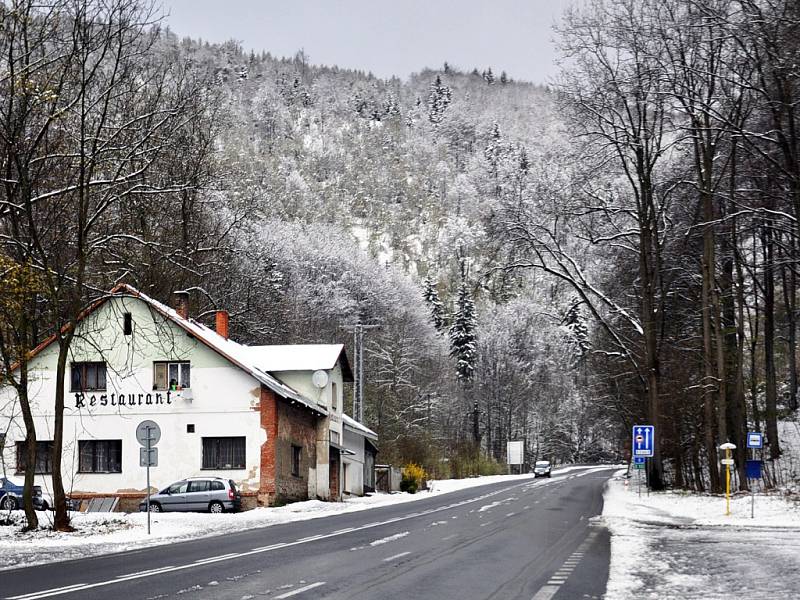 V Krušných horách napadl v úterý 18. dubna sníh.