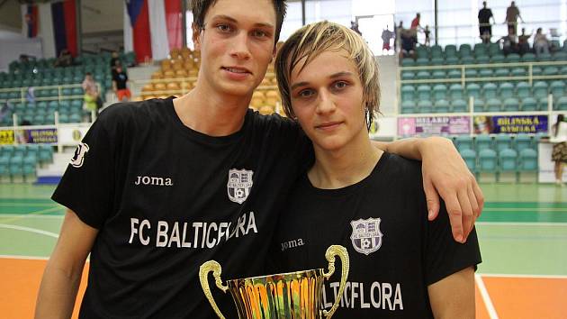 FUTSALOVÁ DVOJČATA. Marek Konečný a Patrik Mažári