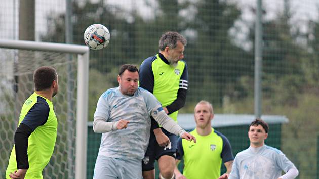 Srbice porazily doma v derby Oldřichov v zápase 23. kola krajského fotbalového přeboru 3:2.