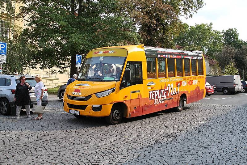 Festival Pivní rynek na Zámeckém náměstí v Teplicích