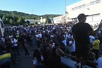 Demonstrace Romů v Krupce.