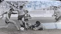 Fotbalista Jiří Šourek v dresu Teplic při duelu s Plzní v květnu 1981