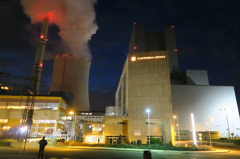 O víkendu bude zpřístupněna rozhledna na severní podpůrné věži kotelny Nového zdroje v Elektrárně Ledvice.