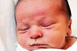Mamince Martině Lincové z Dubí se 19. března v 9.02 hod. v teplické porodnici narodil syn Kryštof Linc. Měřil 49 cm a vážil 3,15 kg.