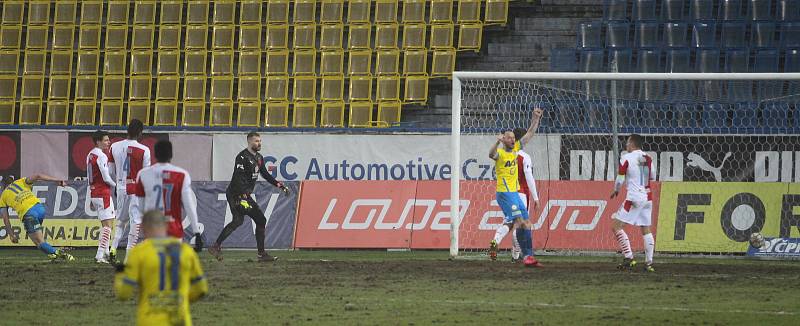 Tepličtí fotbalisté remizovali se Slavií doma 1:1.