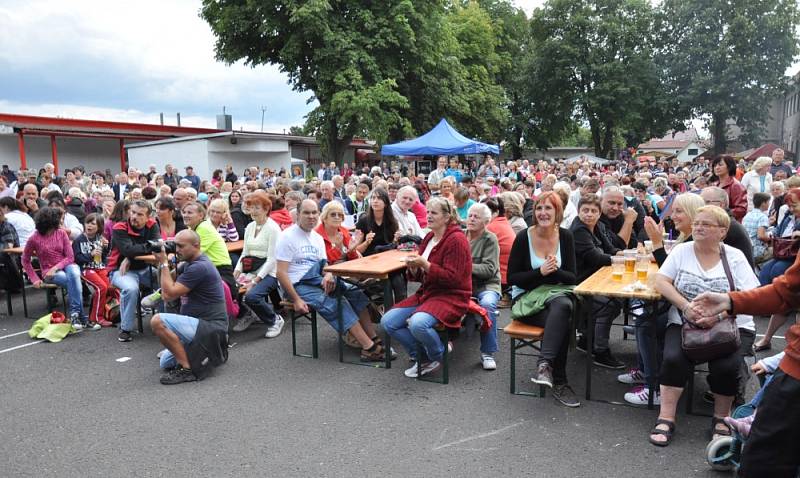 Dubí slavilo čtyři dny, bavily se tisíce lidí 