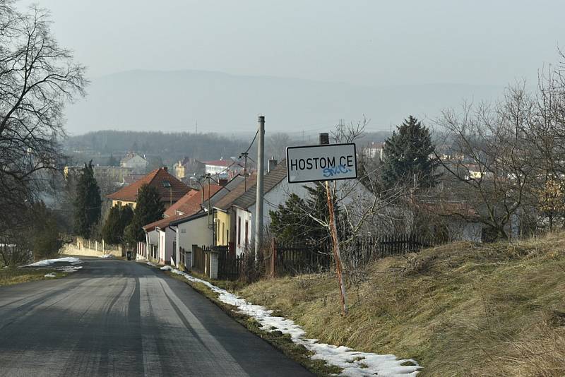 Městys Hostomice na Teplicku.