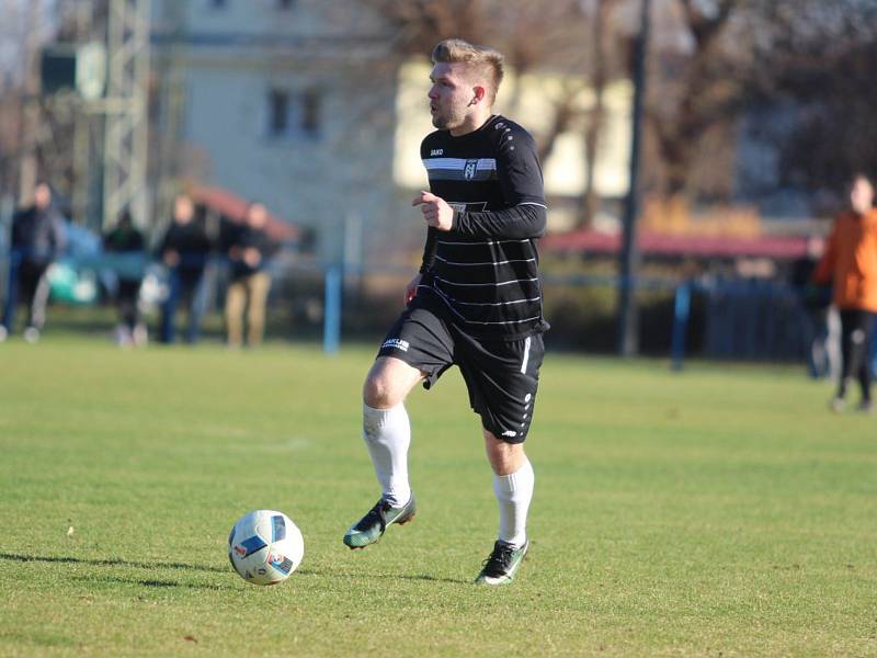 Oldřichov porazil Střekov díky gólům Sedláčka 2:1.