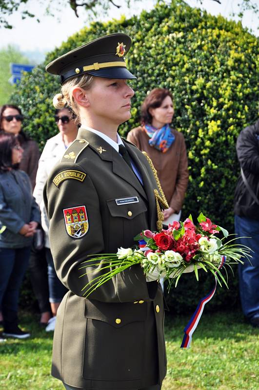 Pietní akt připomněl 313 obětí pochodu smrti v roce 1945 v Krupce na Prokopce