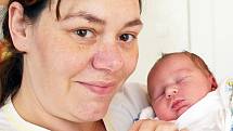 Mamince Denise Švarcové z Oseka se 26. prosince  v 16.28   hod. v teplické porodnici narodil syn Pavel Švarc . Měřil  50 cm a vážil 3,30 kg.