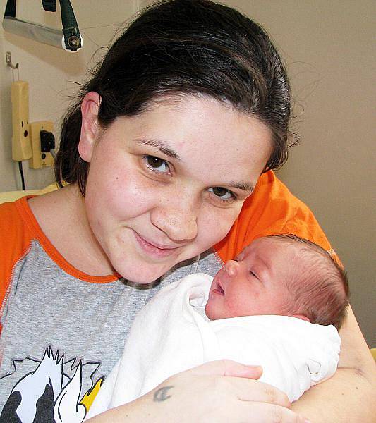 Mamince Evě Dančové z Teplic se 25. března ve 13.03 hod. v teplické porodnici narodila dcera Silvie Manková. Měřila 49 cm a vážila 2,90 kg.