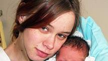 Mamince Marcele Jelínkové z Teplic se 30. března v 18.35 hod. v teplické porodnici narodil syn Jan Jelínek. Měřil  47 cm a vážil 2,45 kg.