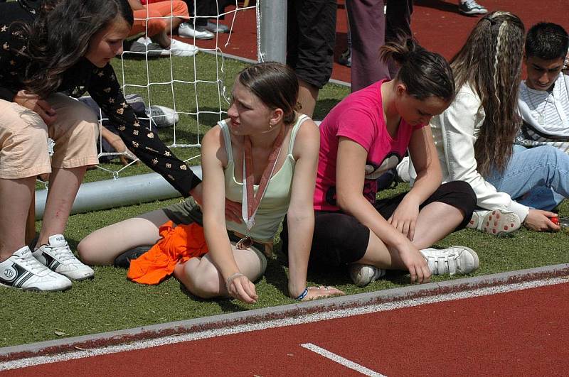 Sportovní školní hry obsadily stadion v Krupce