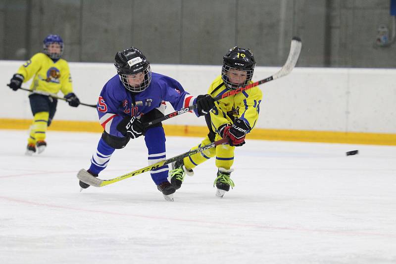 Hokejový turnaj v Teplicích pro ročníky 2015