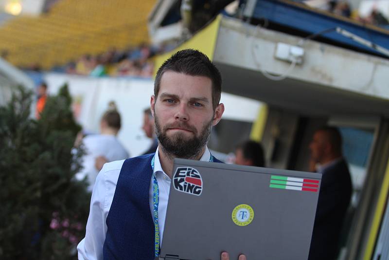 Diváci na fotbale Teplice - Pardubice